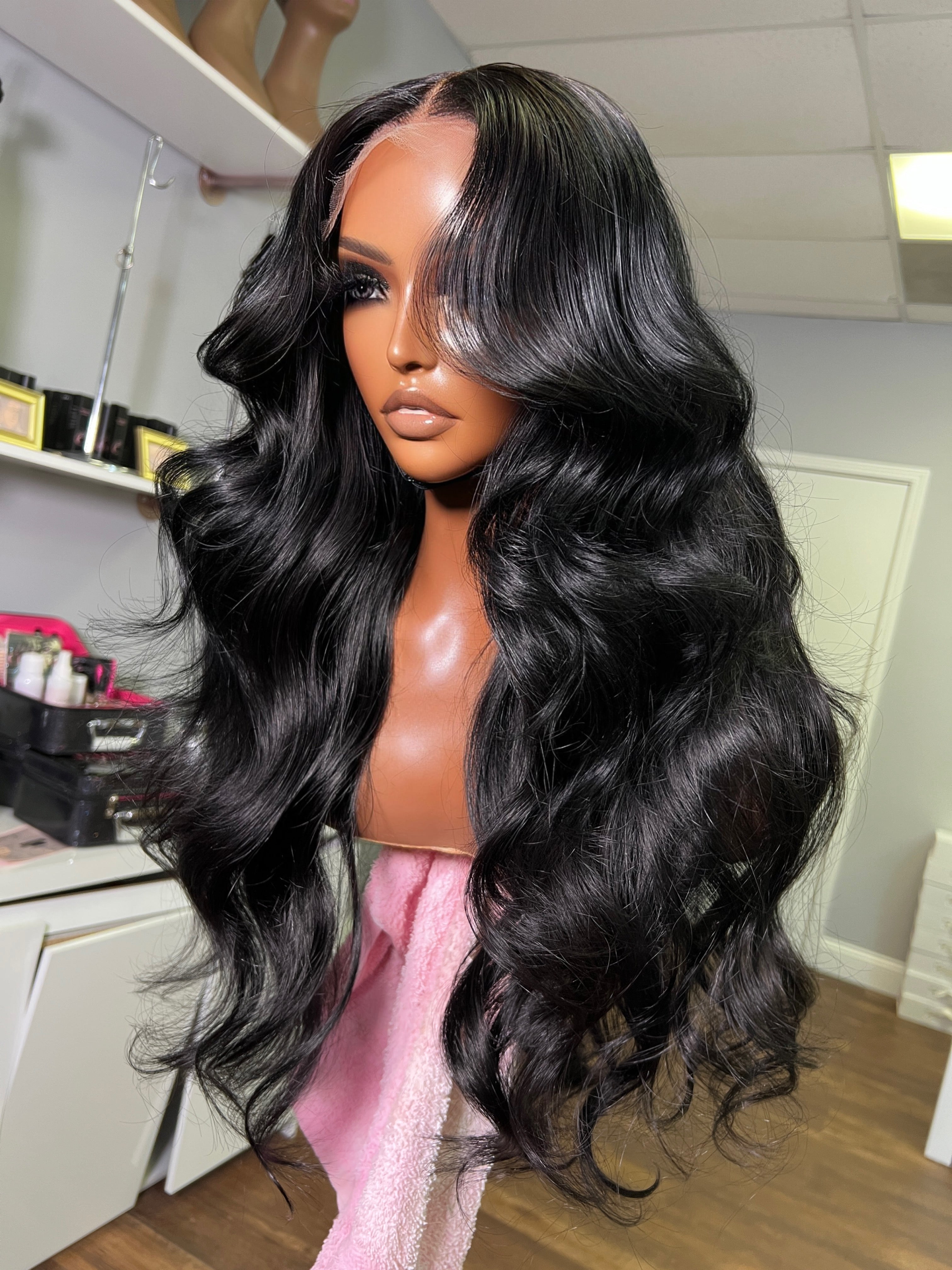 Natural Wave-5x5 Invisible HD Lace Closure Wig